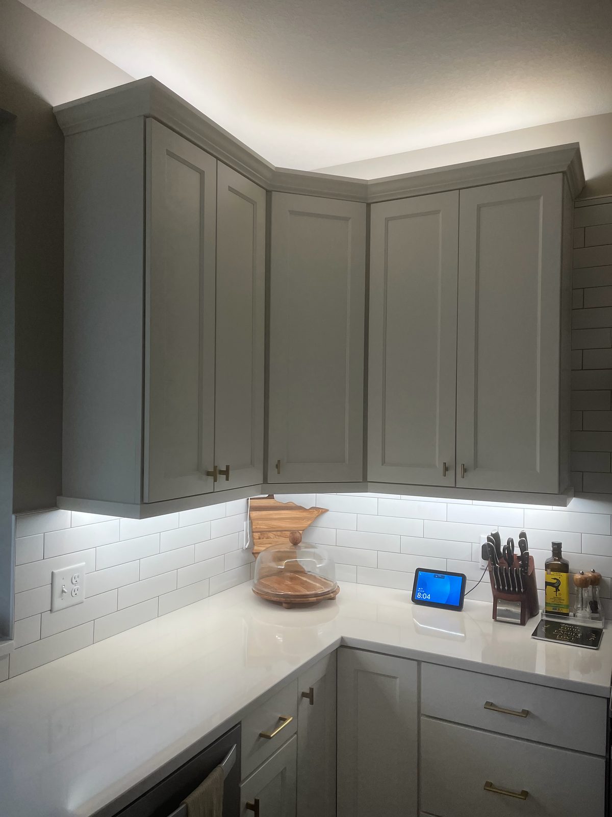 Kitchen corner with over-cabinet and under-cabinet lighting